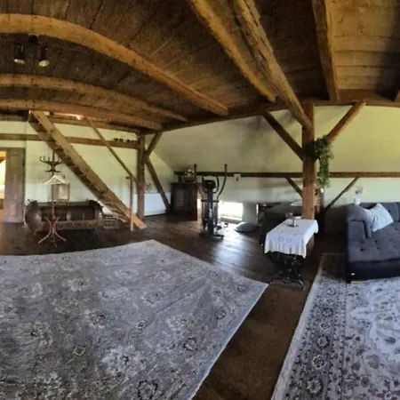 Kohouti Hnizdo Casa rural Kohoutov