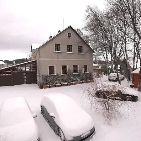Kohouti Hnizdo