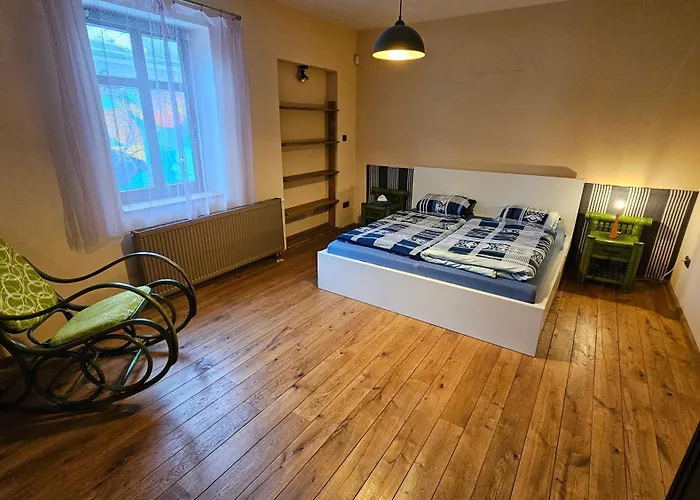 Kohouti Hnizdo * Kohoutov
